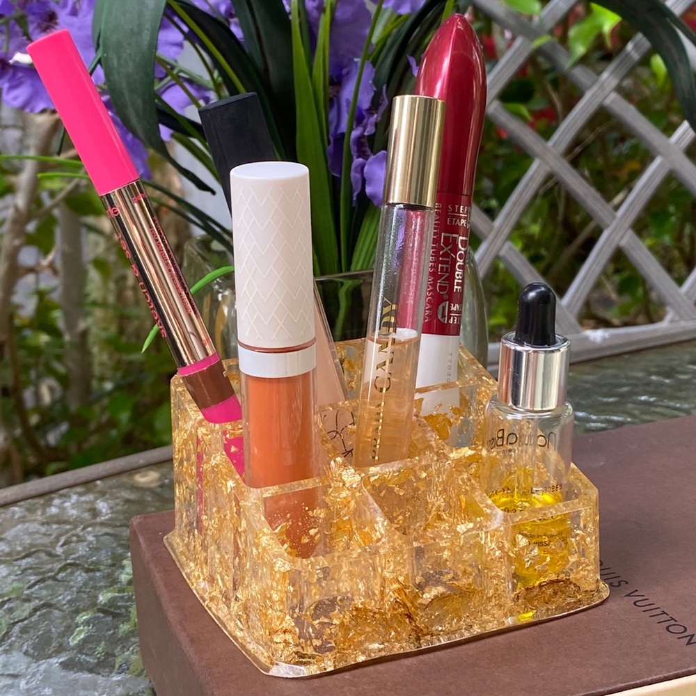 Gold Cosmetic Organizer Resin Art - Picture 1 of 16